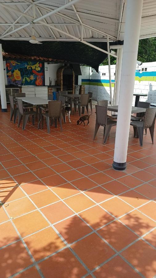 Villa Alejandra Girardot Esterno foto