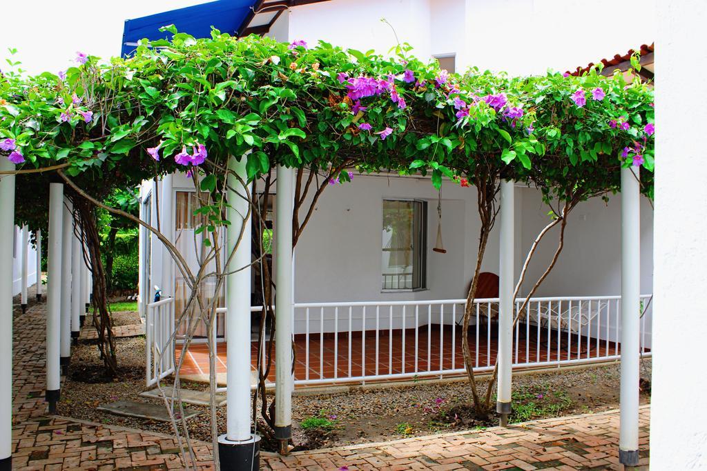 Villa Alejandra Girardot Esterno foto
